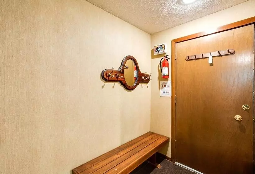 59sw   Fireplace   Dishwasher   Washer/dryer   Sleeps 6