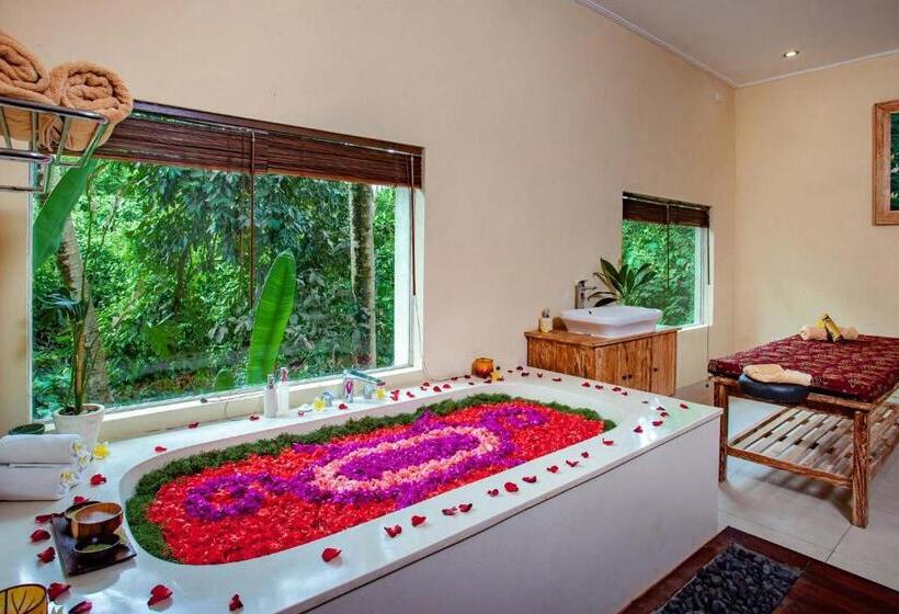 مبيت وإفطار The Kalyana Ubud Resort