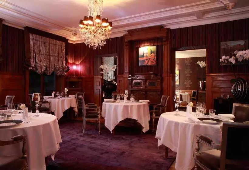 ホテル Château D'adomenil