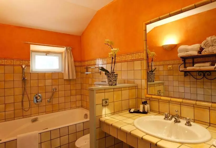 ホテル Château D'adomenil