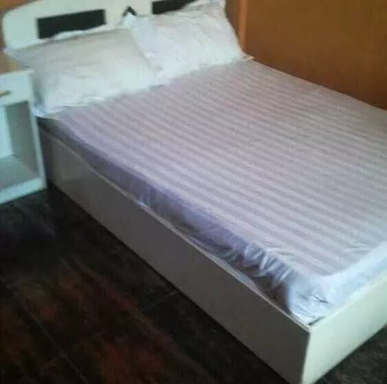 هتل Hôtel Le Corail