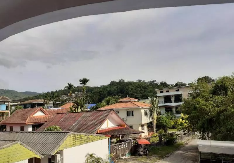 هتل Praew Mansion