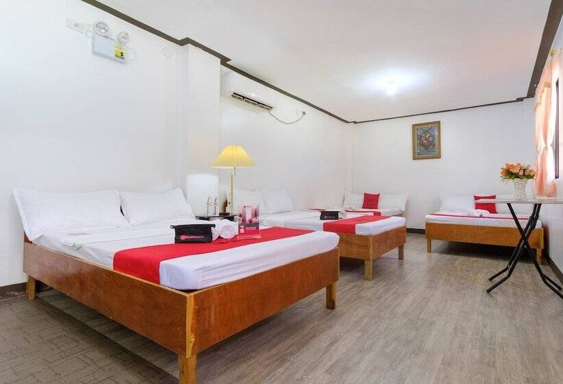 Hotel Reddoorz @ Governors Drive Coron