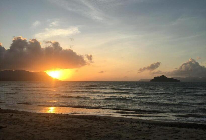 酒店 Sunset Bay Cottage