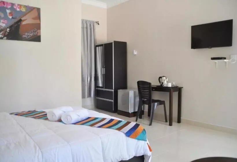 ホテル Sunset Bay Cottage