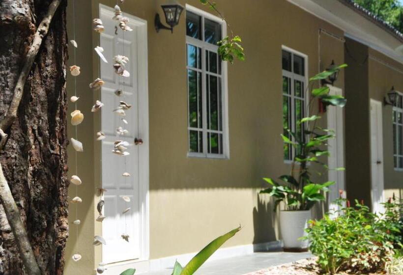 酒店 Sunset Bay Cottage