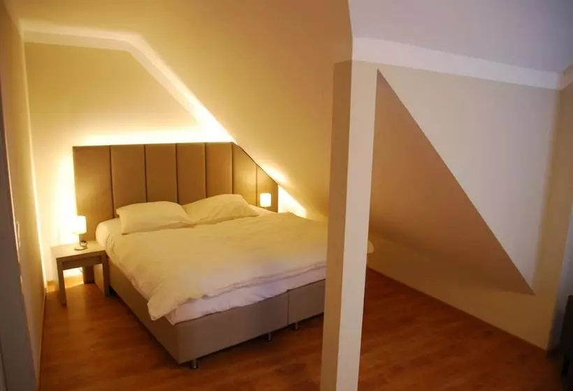 Hotelli Walldorf Suites Boutique