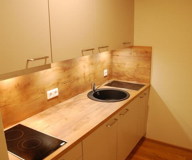 Отель Walldorf Suites Boutique