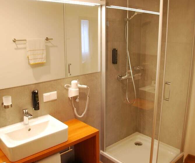 Отель Walldorf Suites Boutique