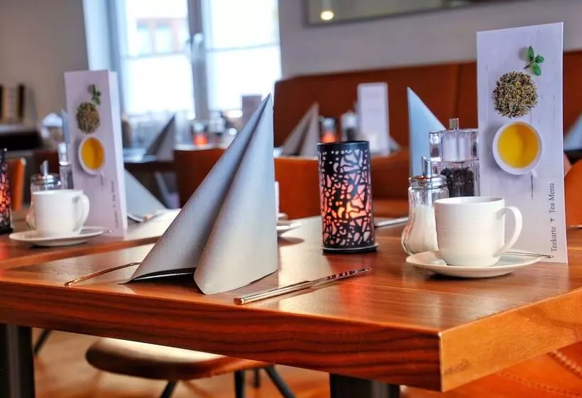 Hotelli Walldorf Suites Boutique