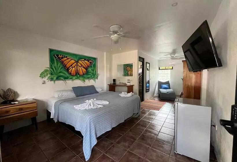 La Sirena Playa Jaco