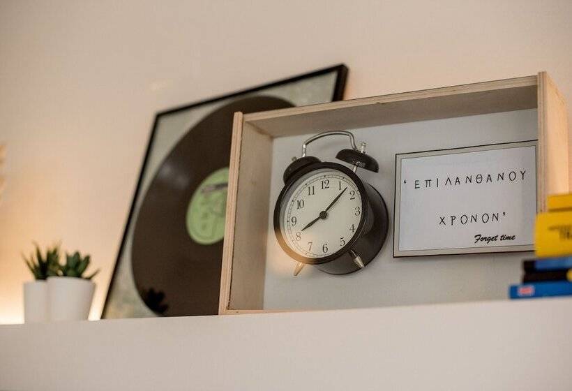 Oikia Eleanthi Beachfront Garden Home!