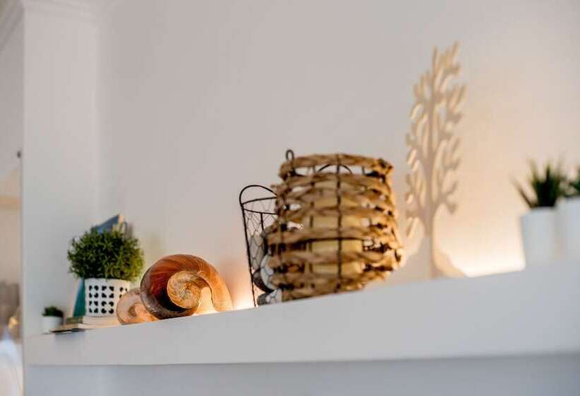 Oikia Eleanthi Beachfront Garden Home!