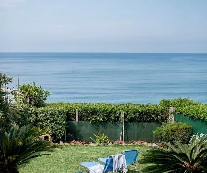 Oikia Eleanthi Beachfront Garden Home!