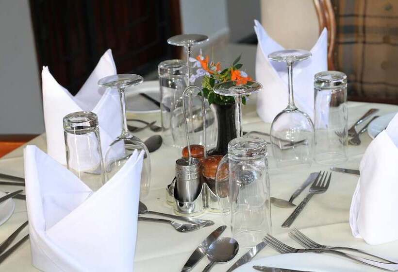 Pension Nyumbani Manor House