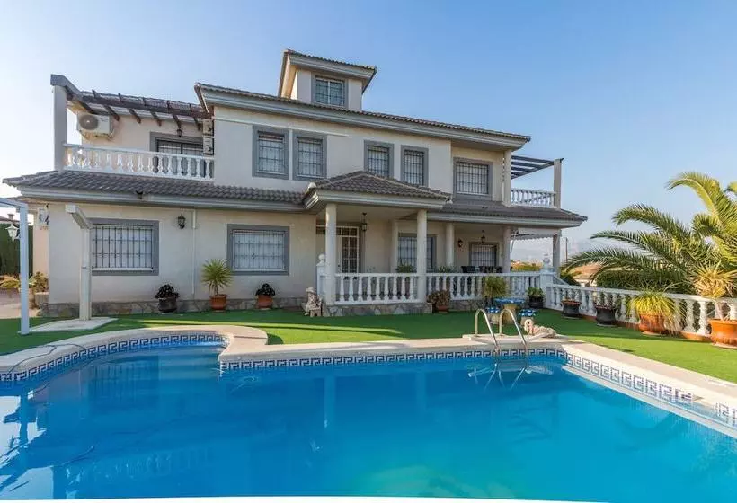 Fidalsa Villa Grand White House