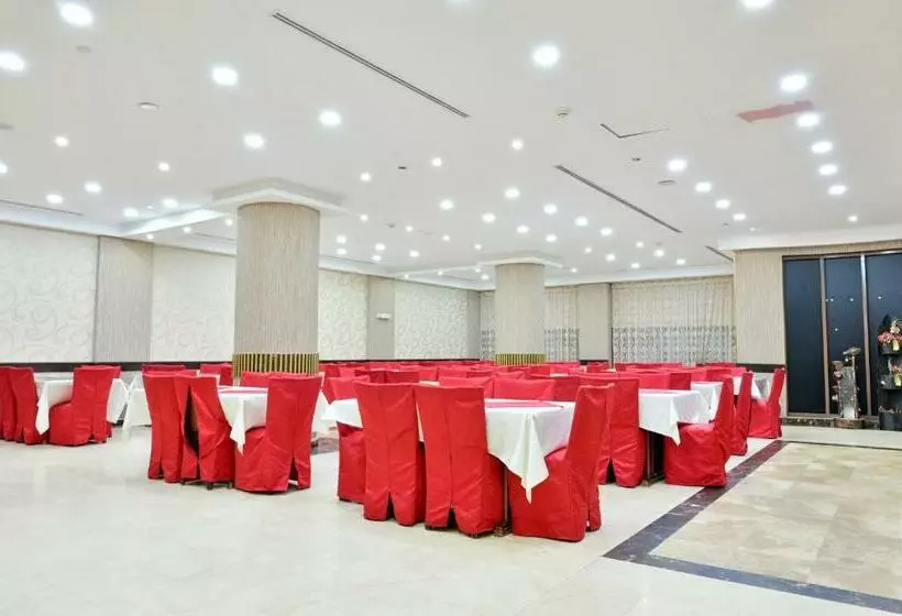 Hotelli Hayah Plaza