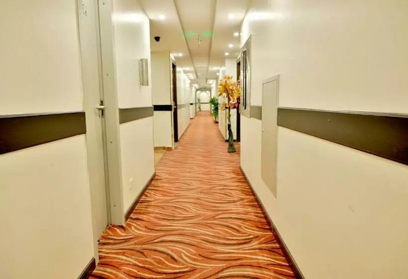 Hotelli Hayah Plaza