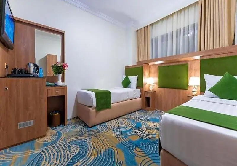 Hotelli Hayah Plaza