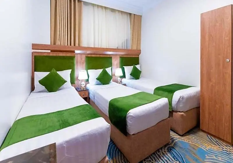 Hotelli Hayah Plaza