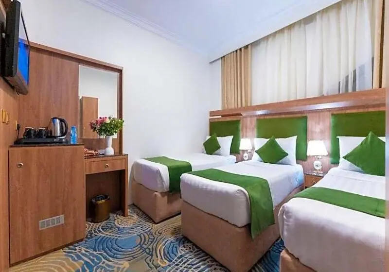 Hotelli Hayah Plaza