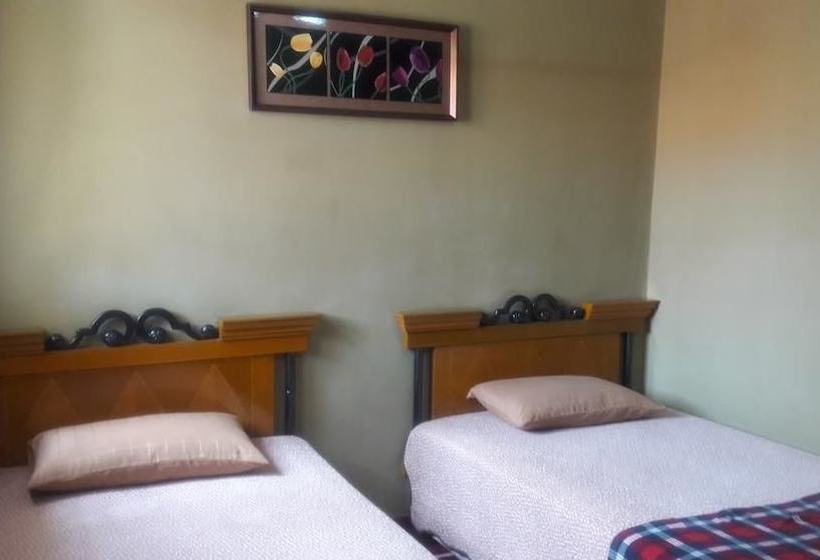 Kenanga Homestay Bukit Mahkota