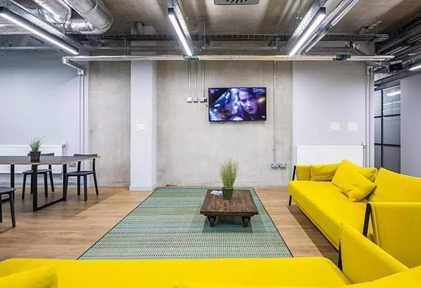 Modern Studios In Cardiff