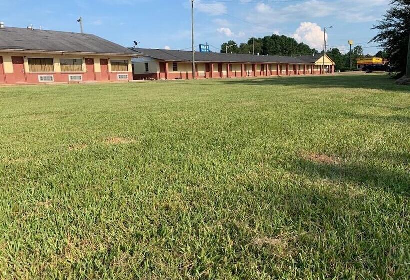 汽车旅馆 Relax Inn & Suites