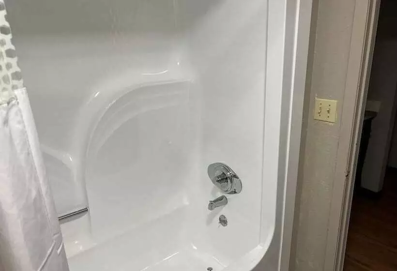 モーテル Relax Inn & Suites