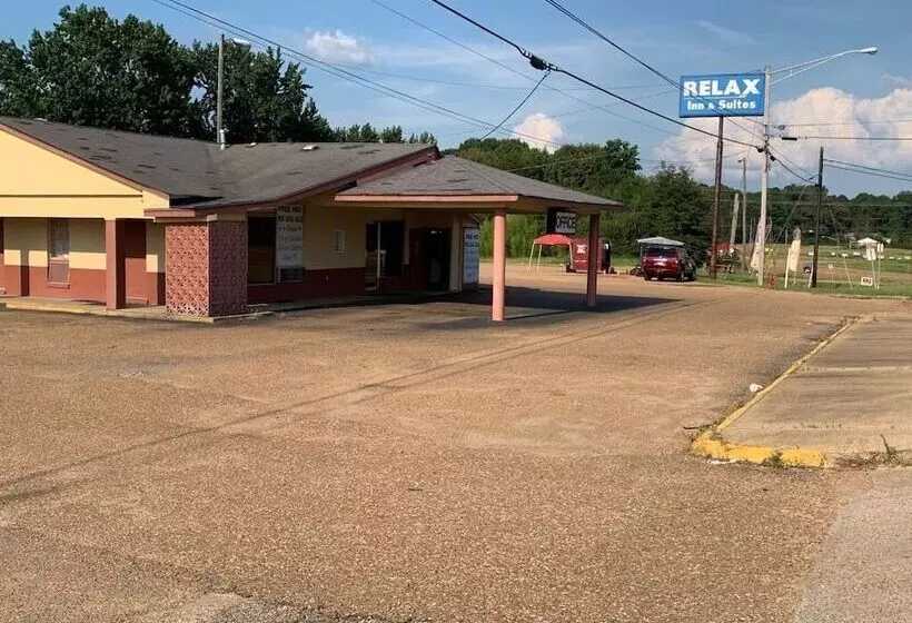 モーテル Relax Inn & Suites