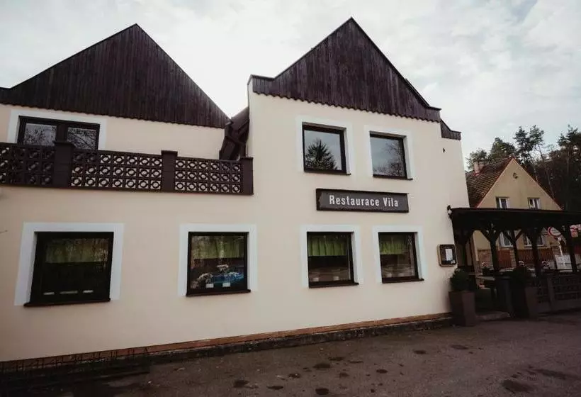 Majatalo Penzion & Restaurace U Vily