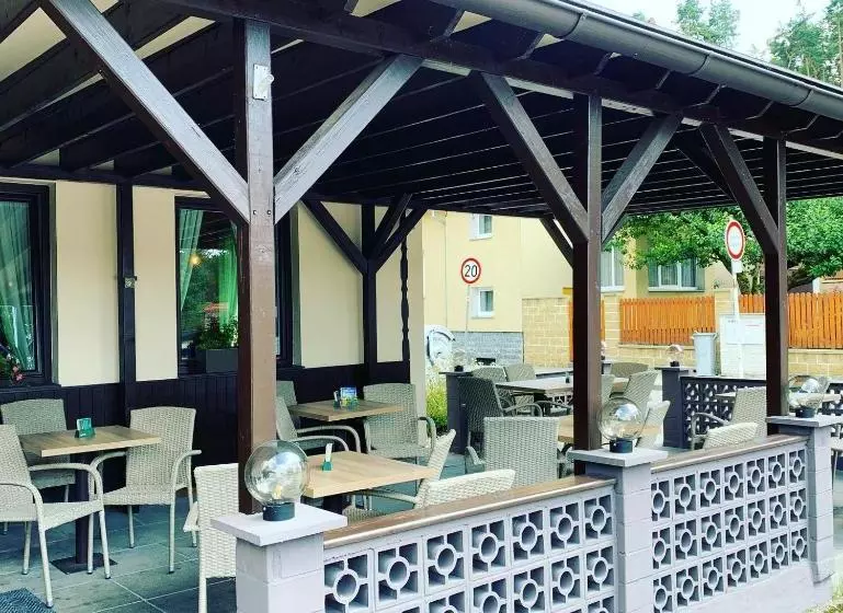 Majatalo Penzion & Restaurace U Vily