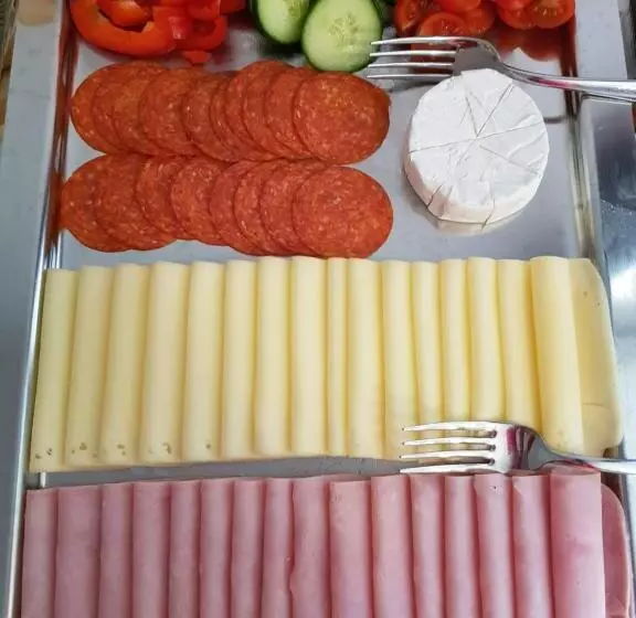 Majatalo Restaurace A Penzion Bludoveček