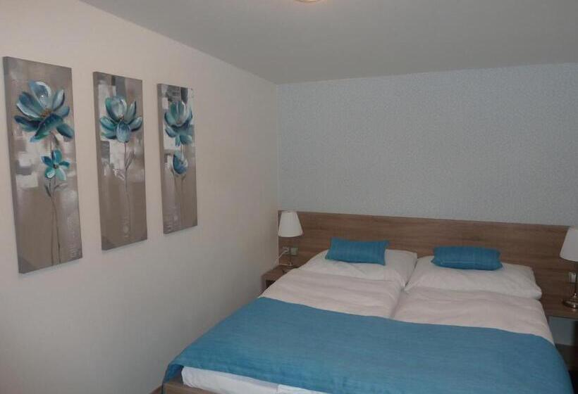 Pension Restaurace A Penzion Bludoveček