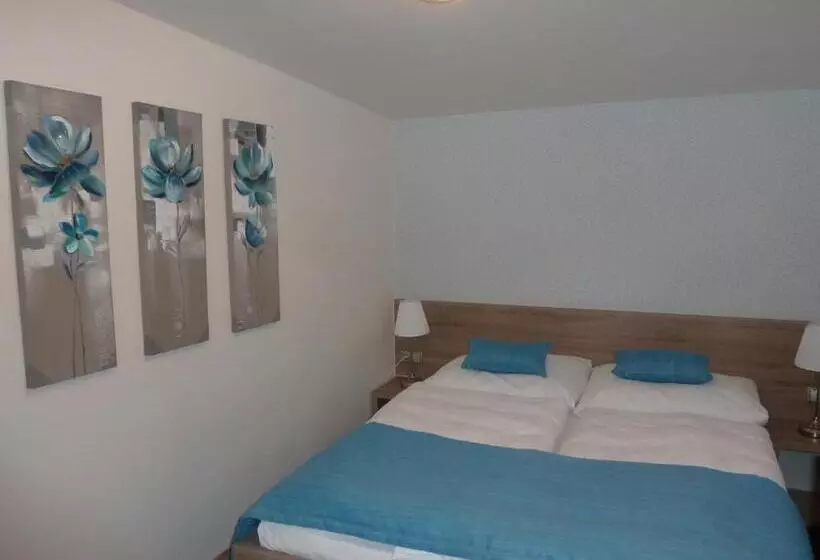 Majatalo Restaurace A Penzion Bludoveček