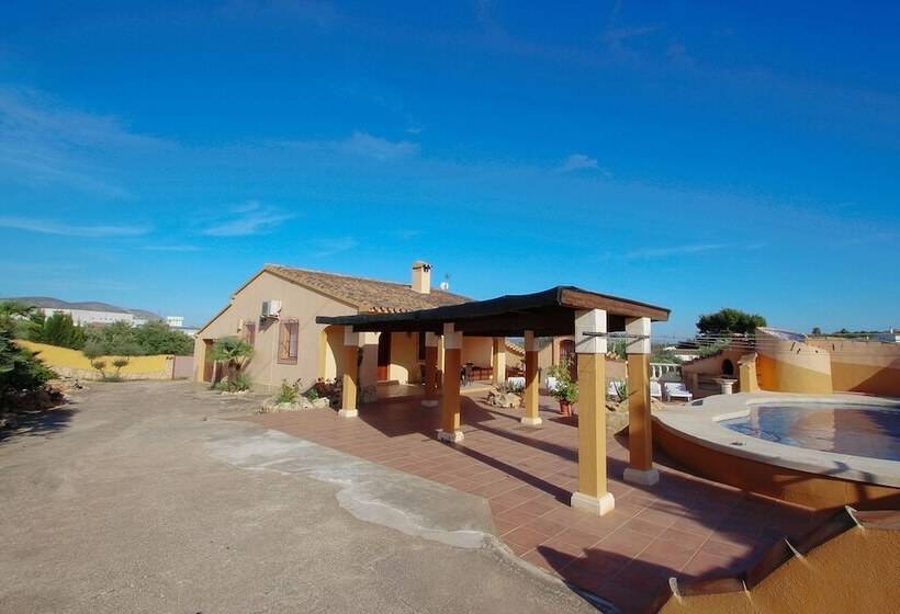 Pineda   Modern, Well Equipped Villa With Private Pool In Costa Blanca