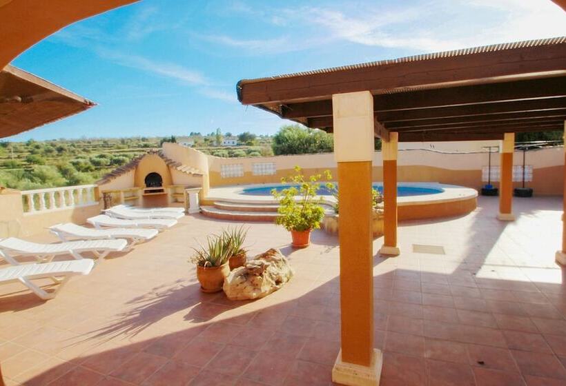 Pineda   Modern, Well Equipped Villa With Private Pool In Costa Blanca