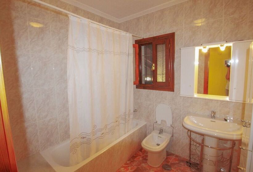 Pineda   Modern, Well Equipped Villa With Private Pool In Costa Blanca