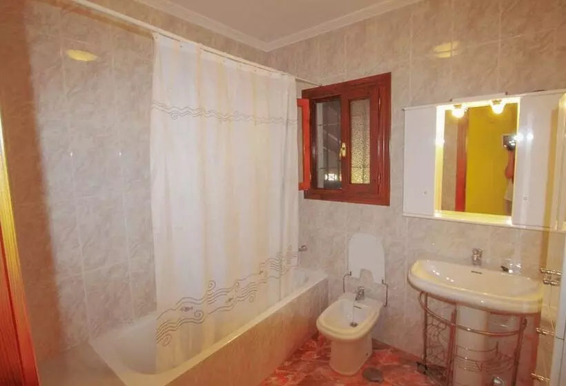 Pineda   Modern, Well Equipped Villa With Private Pool In Costa Blanca