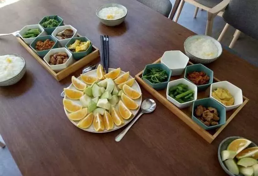 تختخواب و صبحانه Siang Tsao Yu Chong