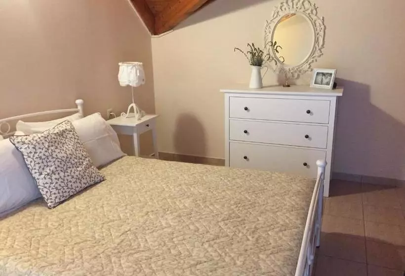 Helianthus Apartments