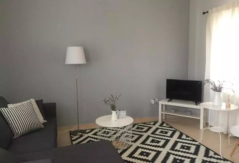 Helianthus Apartments