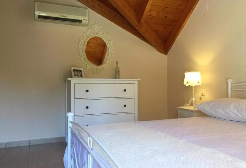 Helianthus Apartments