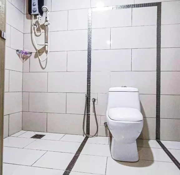 First Residence Hotel By Rvh