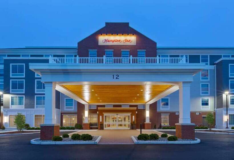 Отель Hampton Inn Cape Cod Canal
