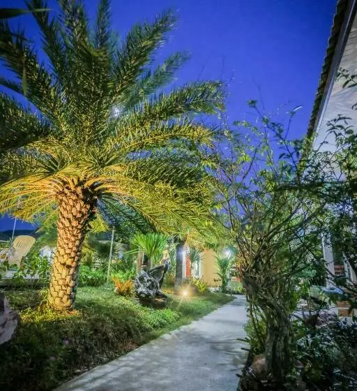 هتل Huan Soontaree