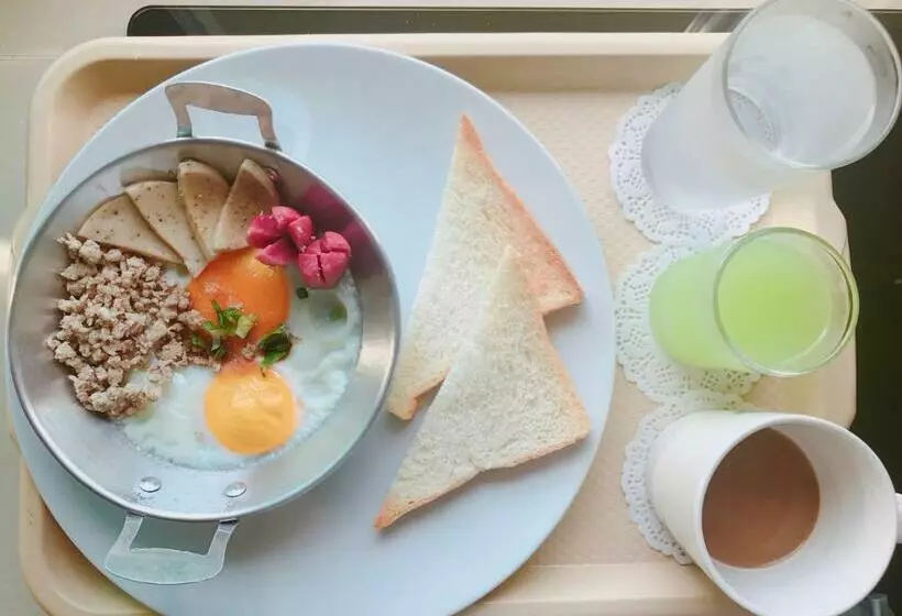 هتل Huan Soontaree