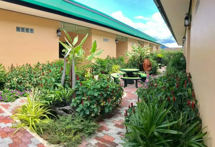 هتل Huan Soontaree