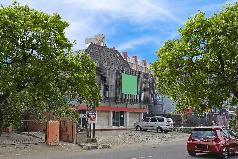 هتل Oyo 3201  Rian Palembang