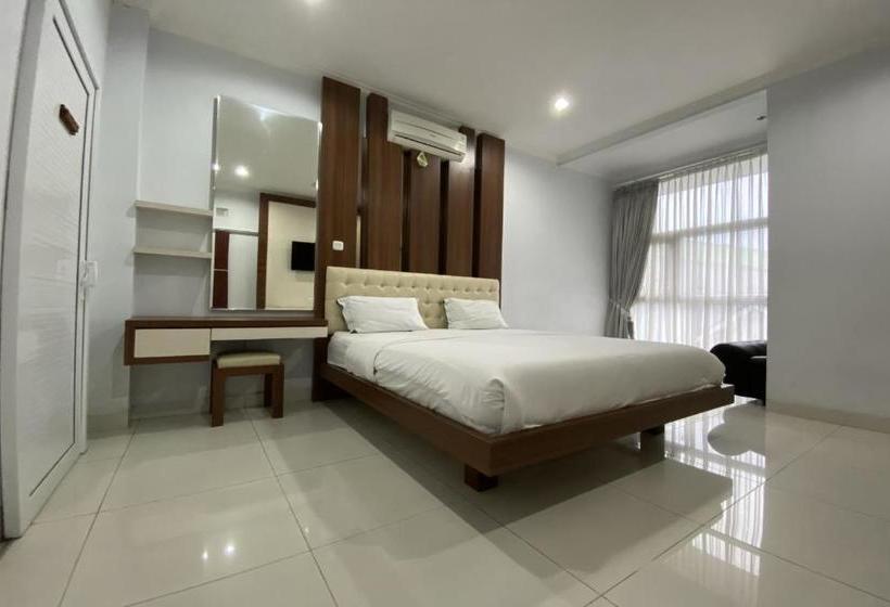 هتل Oyo 3308 Griya Wijayakusuma